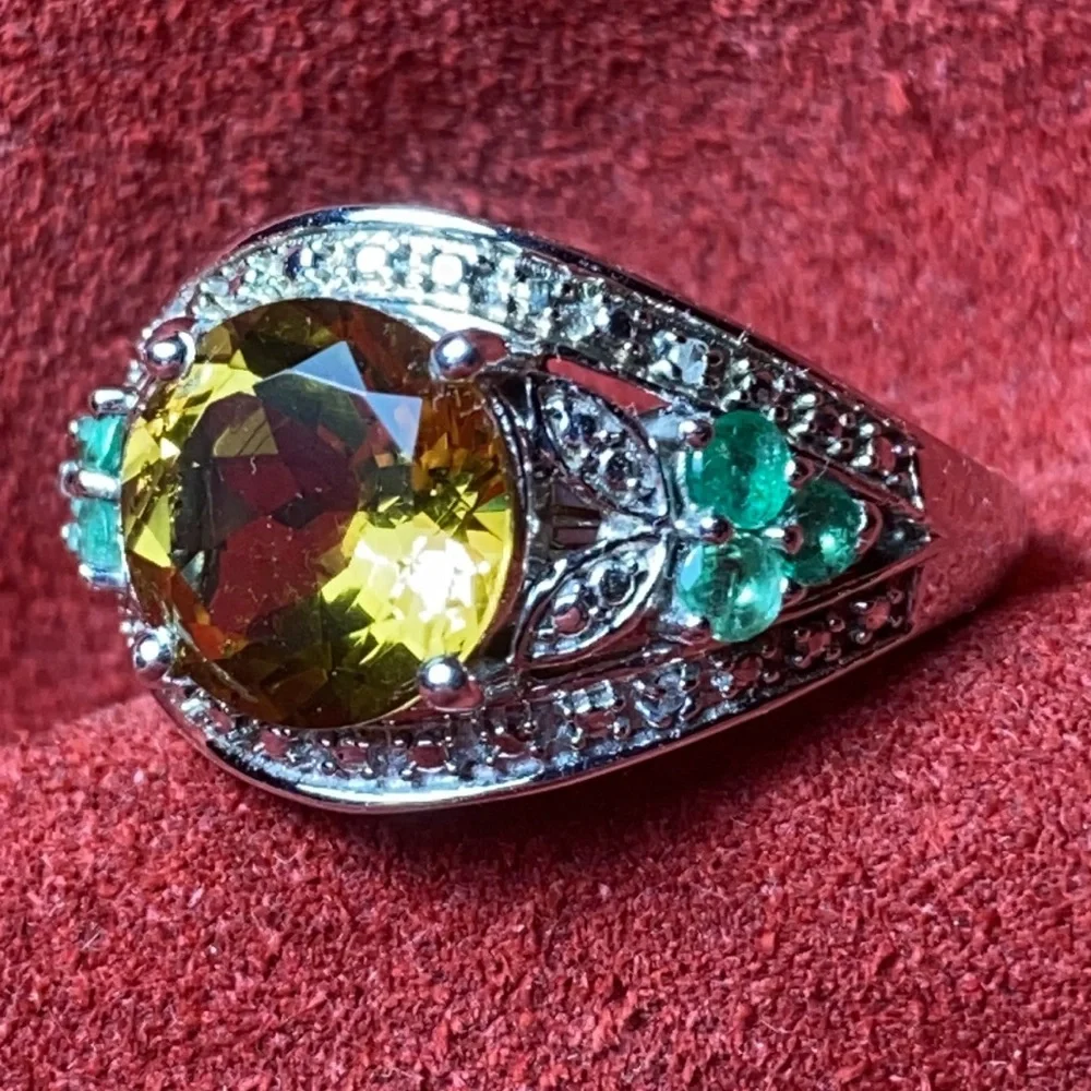 Solid Sterling Silver 925 Ring 9.5 Costume Jewelry